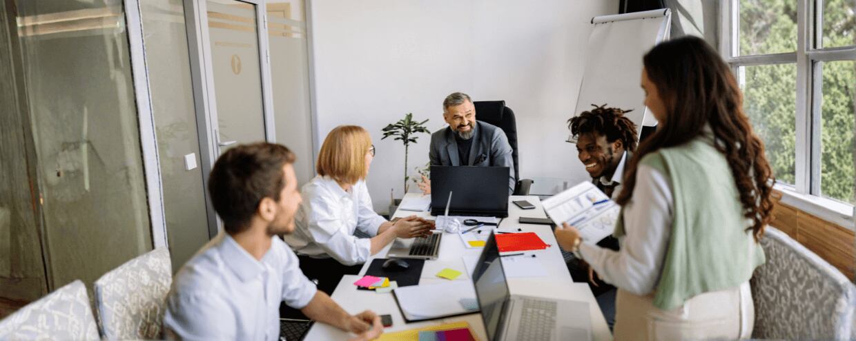 Parfémy do kanceláře 2026 – které vůně jsou profesionální, ale ne nudné?